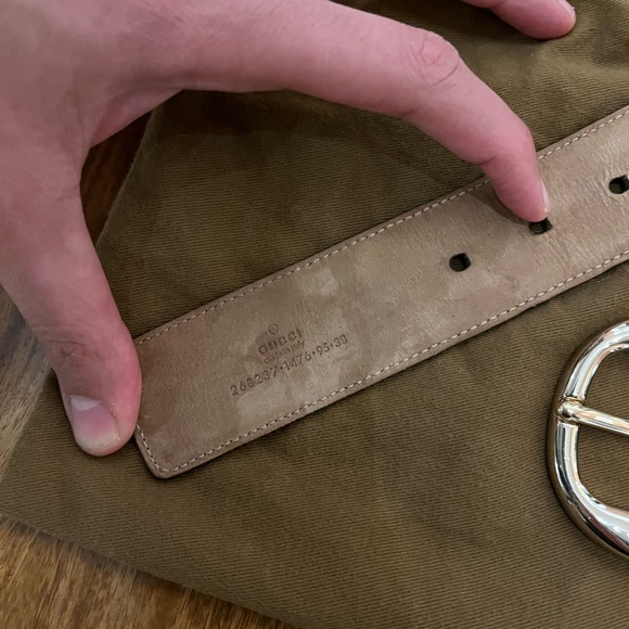 Authentic Gucci belt with Gucci Web strap in green and red, size 95 - Picture 2 of 3